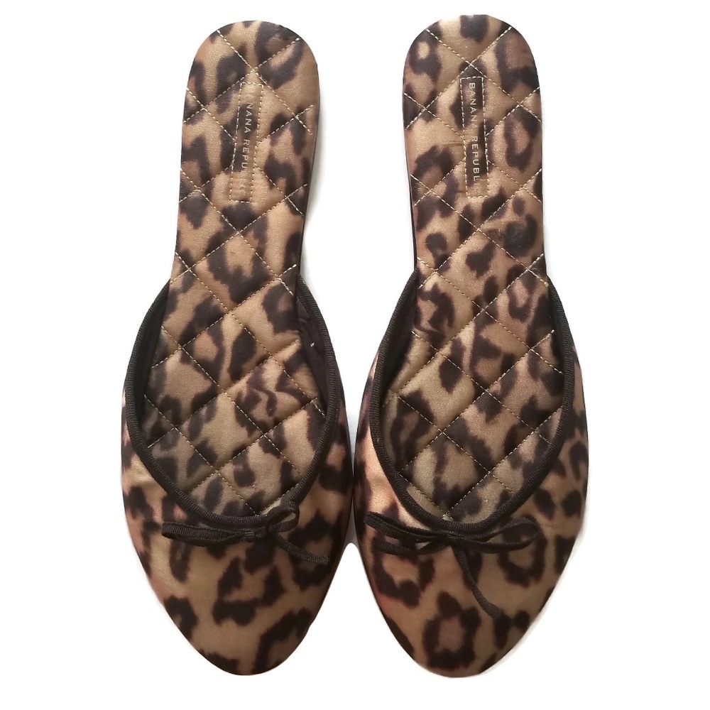 Banana Republic Slides